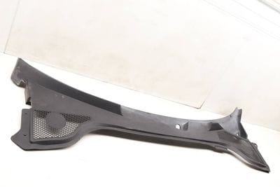 Cowl Water Deflector / Rain Tray 8J1819401D
