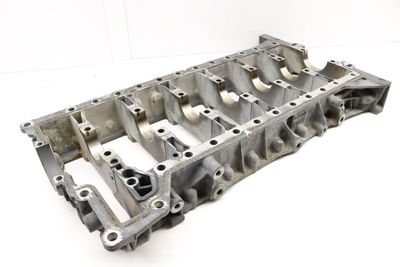 CRANKSHAFT HOUSING / LOWER ENGINE BLOCK 7558325