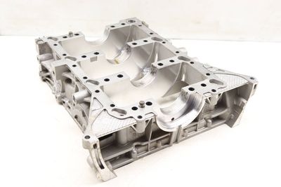 CRANKSHAFT HOUSING / LOWER ENGINE BLOCK