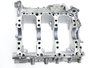 CRANKSHAFT MOUNT / LOWER ENGINE BLOCK 06E103032BJ