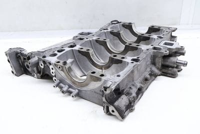 CRANKSHAFT MOUNT / LOWER ENGINE BLOCK 079103032