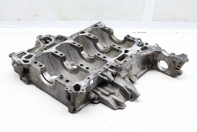 CRANKSHAFT MOUNT / LOWER ENGINE BLOCK 079103032ED