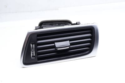DASH AIR VENT 4G8820902