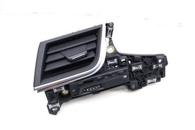 Dash Air Vent 4M1820901AT
