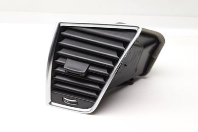 DASH AIR VENT 8R1820901J