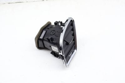 Dash Air Vent 8T1820901H