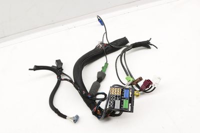 DASH RADIO RECEIVER CONTROL UNIT WIRING CONNECTOR