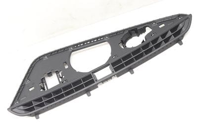 DASH UPPER CENTER AIR VENT BRACKET 8S1819635A