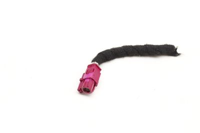 DISPLAY SCREEN / MONITOR WIRING CONNECTOR PIGTAIL