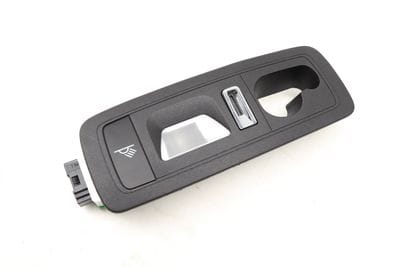 DOME READING LIGHT 7P5947291E