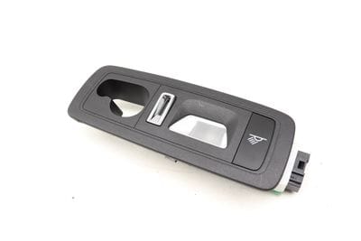 DOME READING LIGHT 7P5947292E