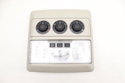 DOME READING LIGHT / CLIMATE CONTROL LR038071