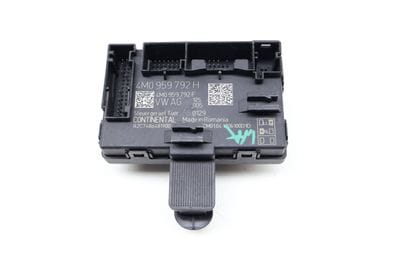 DOOR CONTROL MODULE 4M0959792H