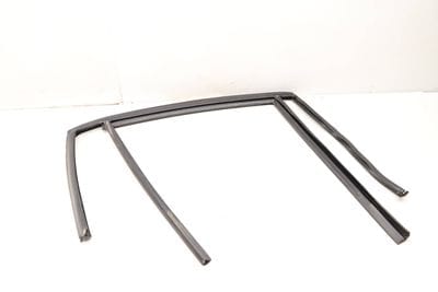 DOOR GUIDE / WINDOW SEAL 2990320