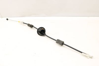 DOOR HANDLE RELEASE / BOWDEN CABLE 7P5839085