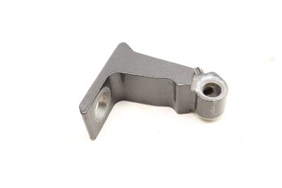 DOOR HINGE (LOWER) 8V5833403E