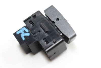 DOOR LOCK / UNLOCK SWITCH 3D0962125