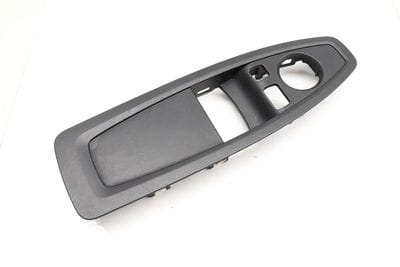 DOOR MASTER WINDOW SWITCH TRIM 7290551