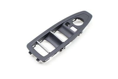 DOOR MASTER WINDOW SWITCH TRIM 7403896