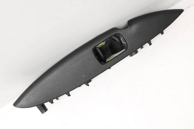 DOOR PANEL ARMREST / ARM REST 7L5867166