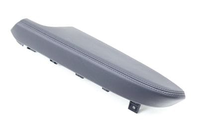 DOOR PANEL ARMREST / ARM REST