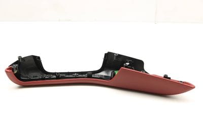DOOR PANEL ARMREST (LEATHER)