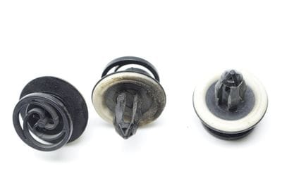 Door Panel Clip Set (3) 8E0868243