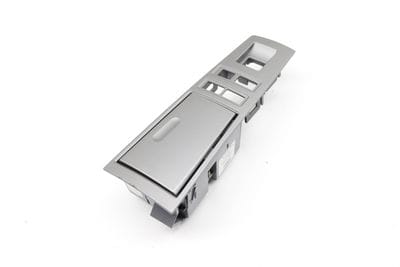 DOOR PANEL SWITCH TRIM w / ASHTRAY 7149968