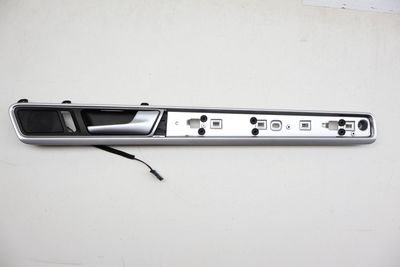 Door Panel Trim / Interior Door Handle 7P6839114