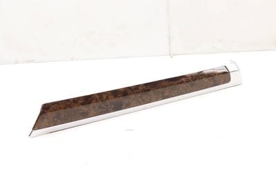 DOOR PANEL TRIM / MOLDING 7P5867409B