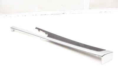 DOOR PANEL TRIM / MOLDING