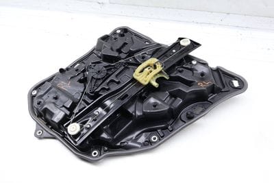Door Panel / Window Regulator Assembly 51337365167