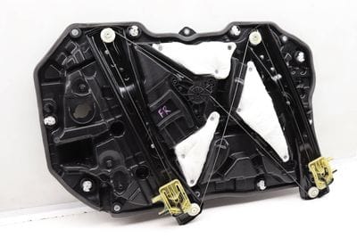 DOOR PANEL / WINDOW REGULATOR ASSEMBLY 7479060