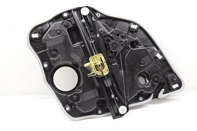 DOOR PANEL / WINDOW REGULATOR ASSEMBLY 7497100