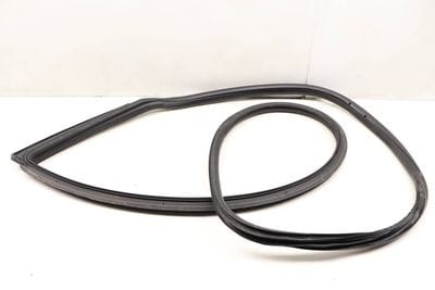 DOOR SEAL / WEATHER STRIPPING 7267911