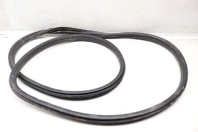 DOOR SEAL / WEATHER STRIPPING 7420830