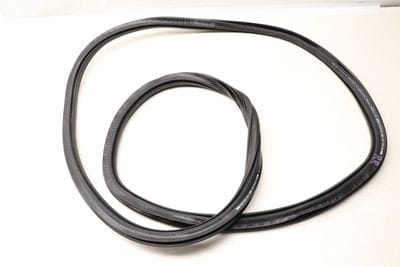 Door Seal / Weather Stripping (INNER) 8W5833721B