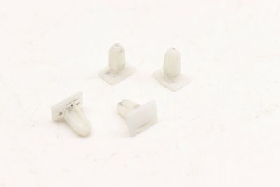 DOOR SILL COVER CLIP / FASTENER SET (4) 1840960