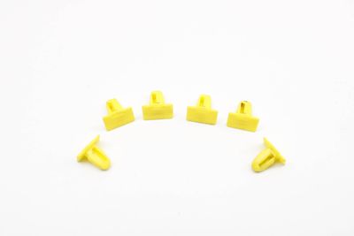 DOOR SILL COVER CLIP / FASTENER SET (6) 1840960