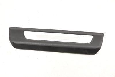 Door Sill / Light Bar 4M0947418