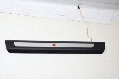 Illuminated Door Sill / Scuff Plate (S) 4M8947405A
