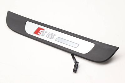 Door Sill / Light Bar (S6) 4G0947424H