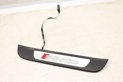 Door Sill / Light Bar (S6) 4G0947424H