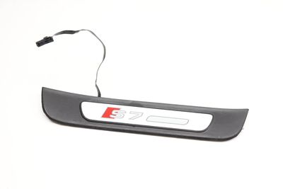 Door Sill / Light Bar (S7) 4G8947424D