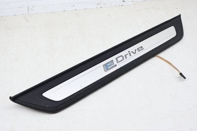 Door Sill / Scuff Panel / Light Bar (EDRIVE) 51477405772