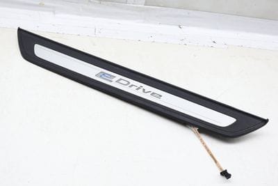 Door Sill / Scuff Panel / Light Bar (EDRIVE) 51477405772