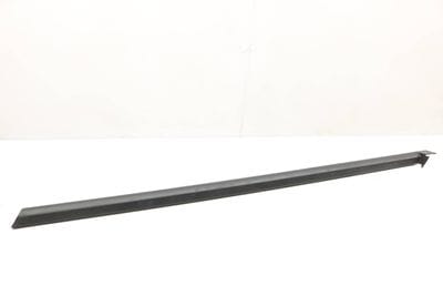 Door Sill / Scuff Panel Trim / Molding 7P5853538