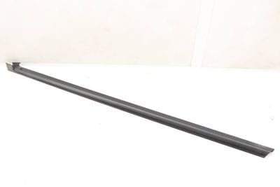 DOOR SILL / SCUFF PANEL TRIM / MOLDING 7P5853538
