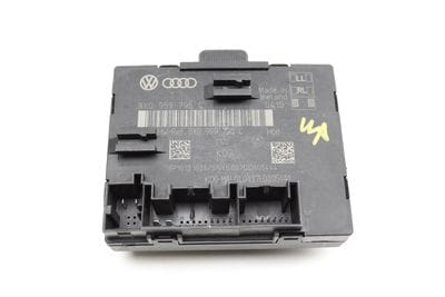 Door / Window Control Module 8X0959795C