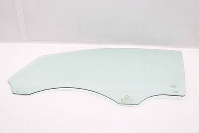 DOOR WINDOW GLASS 7P6845021